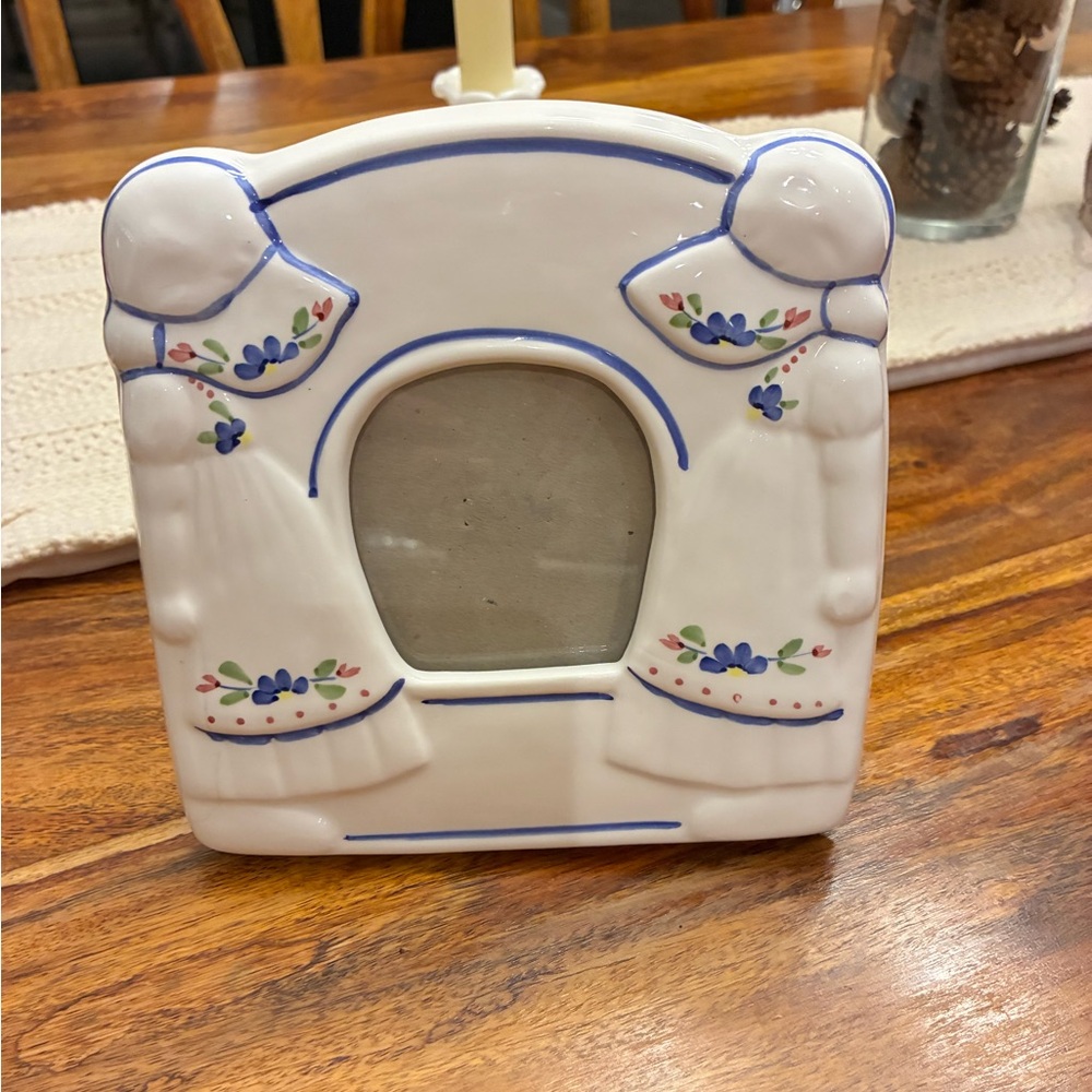 Charming Floral Ceramic Picture Frame